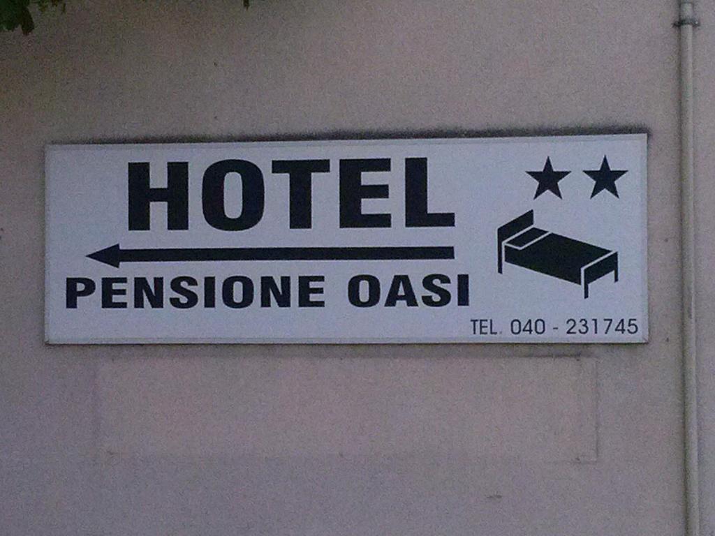 Hotel Oasi Múggia エクステリア 写真