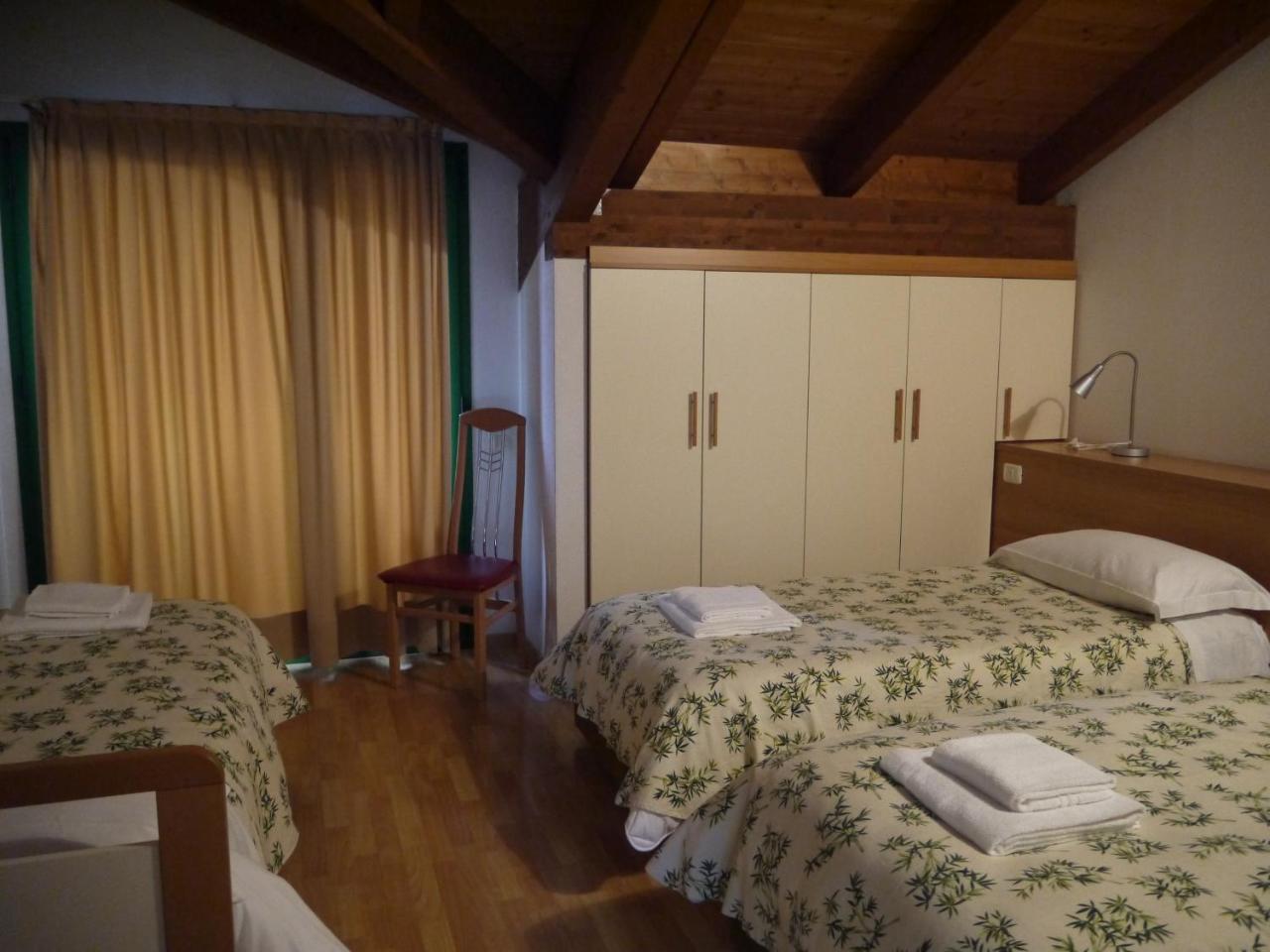 Hotel Oasi Múggia エクステリア 写真