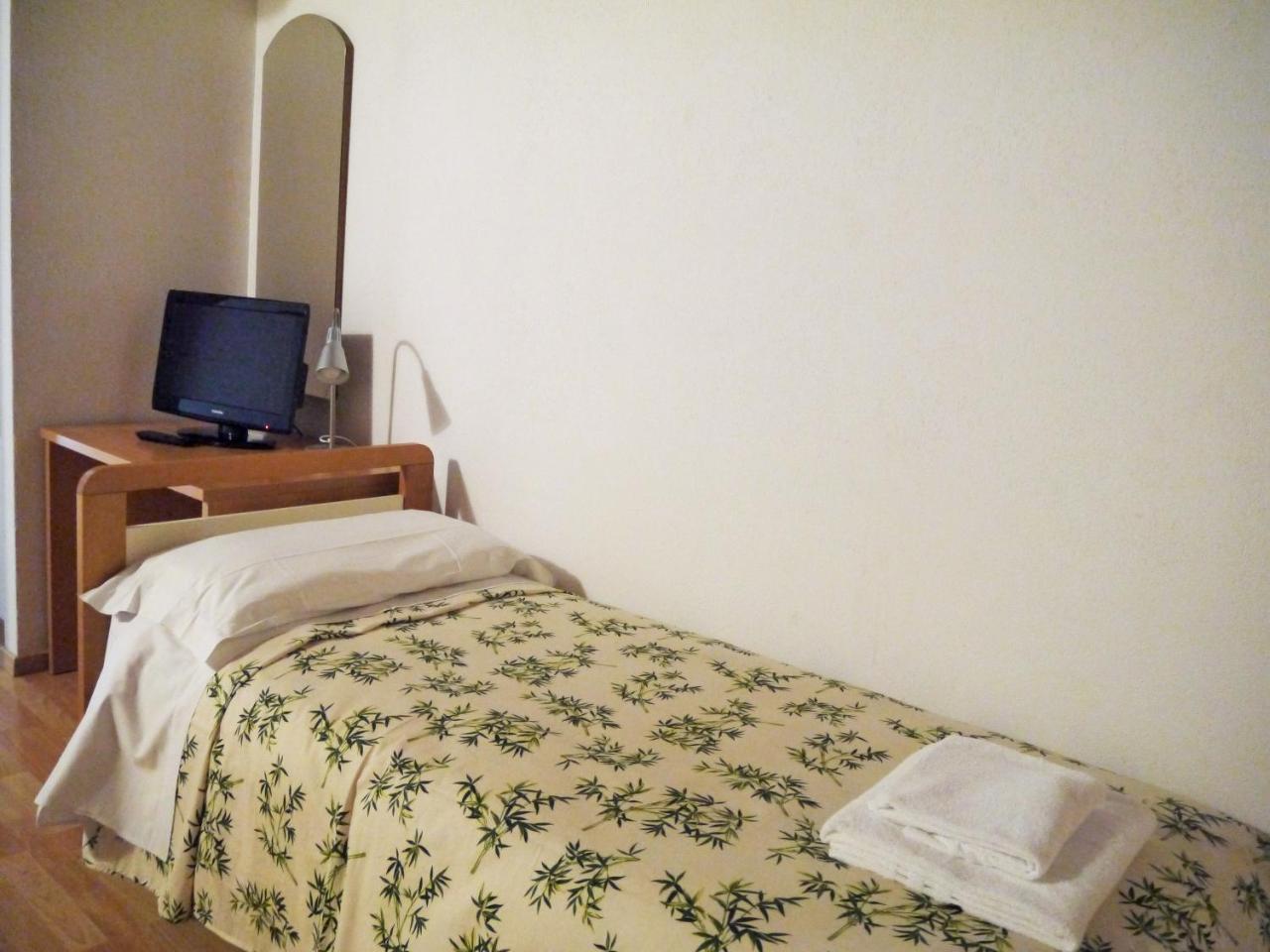 Hotel Oasi Múggia エクステリア 写真